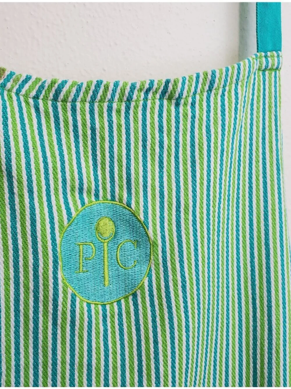 Pampered Chef striped cotton apron
